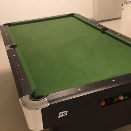 Super Designer Penthouse At 19th Floor With Amazing View!