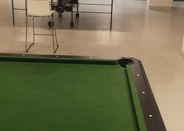 Super Designer Penthouse At 19th Floor With Amazing View! شقة