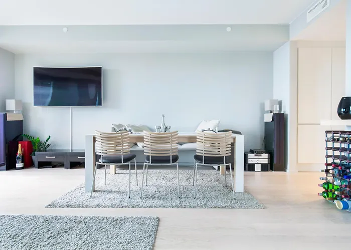 Super Designer Penthouse At 19th Floor With Amazing View! * Oslo