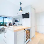 Super Designer Penthouse At 19th Floor With Amazing View! *