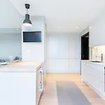 Super Designer Penthouse At 19th Floor With Amazing View! Apartament